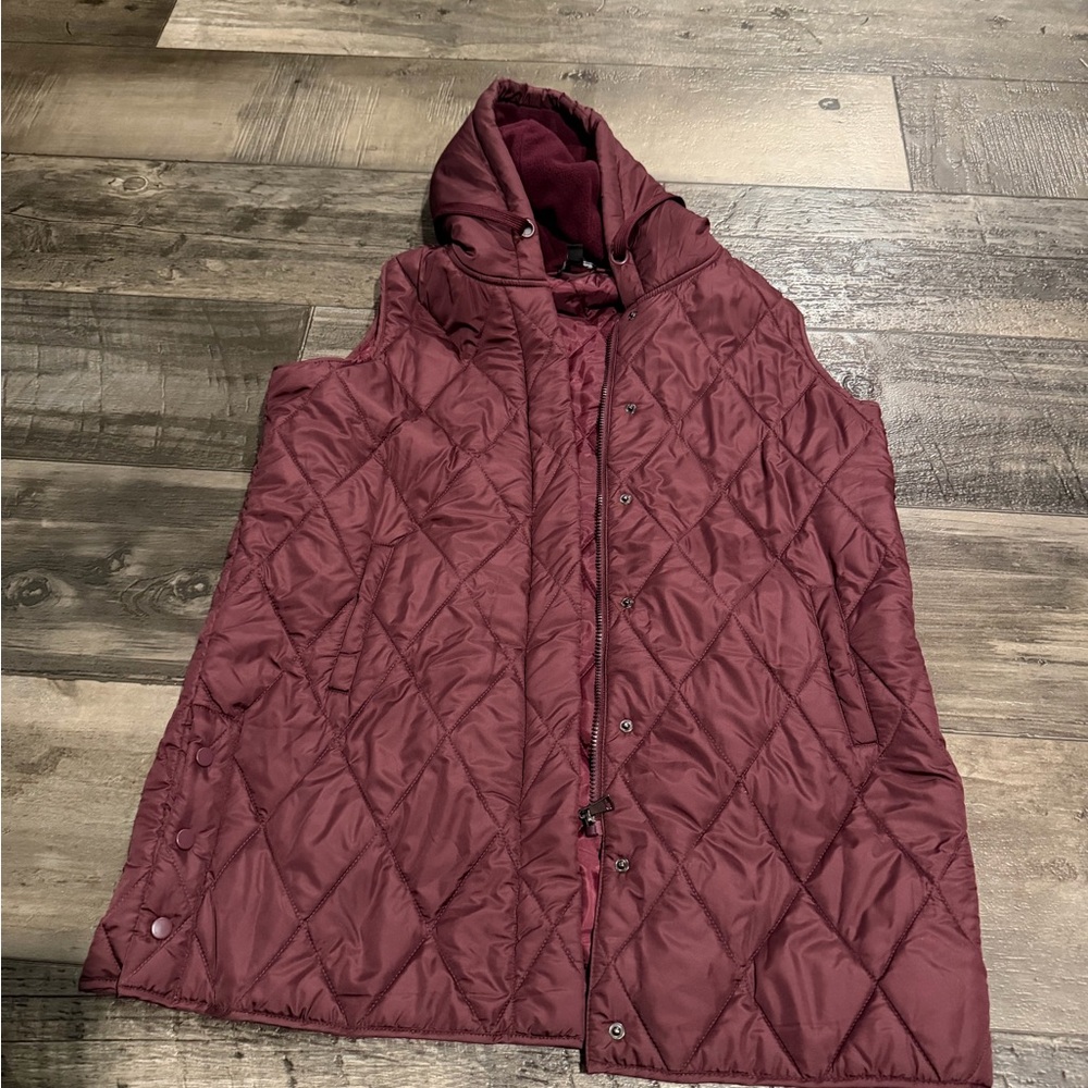 Tribal Quilted Hooded Vest - Burgundy